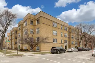 3124 W Cullom Ave, Chicago, IL 60618 - Photo 1