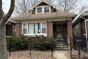 1134 N Leclaire Ave, Chicago, IL 60651 - Photo 1