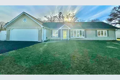 1901 W 56th Street, La Grange Highlands, IL 60525 - Photo 1