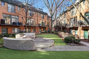 1530 N Elk Grove Ave, Chicago, IL 60622 - Photo 1