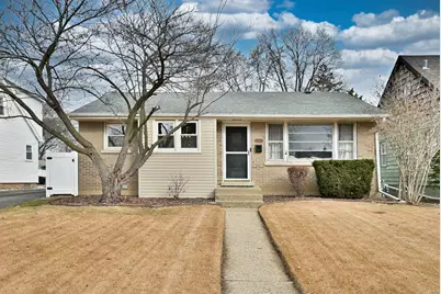 465 W Verret Street, Elmhurst, IL 60126 - Photo 1