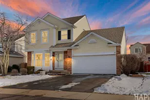 49 W Dahlia Ln, Round Lake Beach, IL 60073 - Photo 1