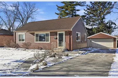 10816 Princess Avenue, Chicago Ridge, IL 60415 - Photo 1