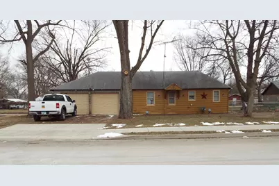 1604 Dillon Avenue, Sterling, IL 61081 - Photo 1