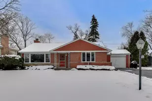 2537 Pick Dr, Glenview, IL 60025 - Photo 1