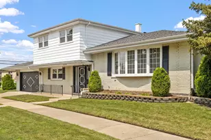 10420 Washington Ave, Oak Lawn, IL 60453 - Photo 1