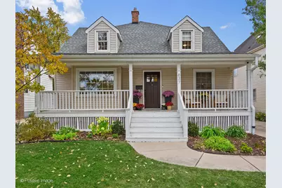 637 S Prospect Avenue, Elmhurst, IL 60126 - Photo 1