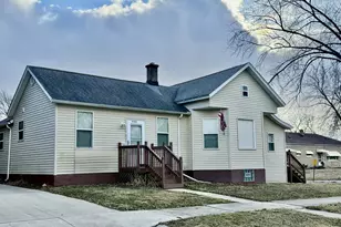 508 7th St, Lasalle, IL 61301 - Photo 1