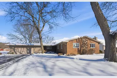 2026 E Maple Street, Crete, IL 60417 - Photo 1