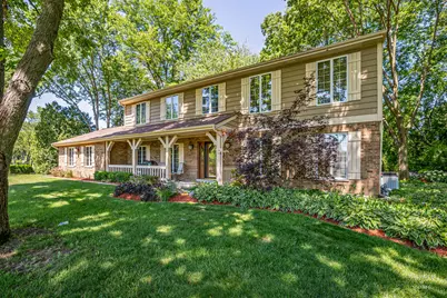 1 Carlisle Road, Hawthorn Woods, IL 60047 - Photo 1
