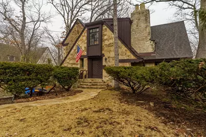 219 Woodland Road, Highland Park, IL 60035 - Photo 1