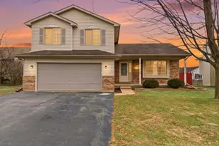 1310 Gilray Dr, Joliet, IL 60431 - Photo 1