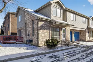 7045 W 100th St, Chicago Ridge, IL 60415 - Photo 1