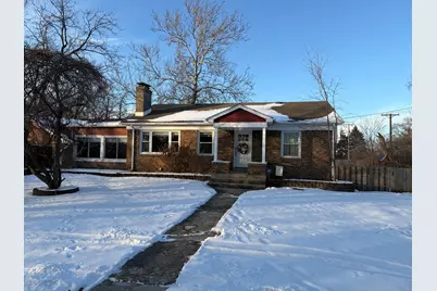1044 S Ellsworth Avenue, Addison, IL 60101 - Photo 1