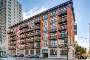 1601 S Michigan Ave, Chicago, IL 60616 - Photo 1