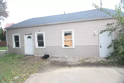 134 15th Avenue, East Moline, IL 61244 - Photo 1