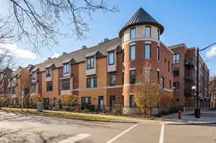 105 Home Ave, Oak Park, IL 60302 - Photo 1