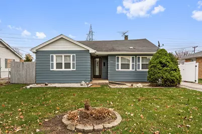7949 Newland Avenue, Burbank, IL 60459 - Photo 1