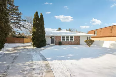120 Walter Court, Bloomingdale, IL 60108 - Photo 1