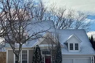 728 Darby Ct, Indian Creek, IL 60061 - Photo 1