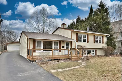554 S Edson Avenue, Lombard, IL 60148 - Photo 1