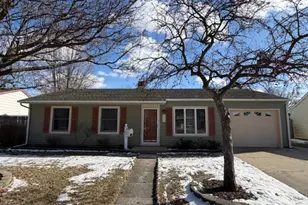 533 Glen Ave, Romeoville, IL 60446 - Photo 1