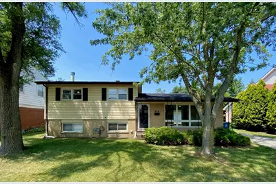 634 Lexington Drive, Chicago Heights, IL 60411 - Photo 1