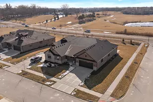 11059 Lizmore Ln, Orland Park, IL 60467 - Photo 1