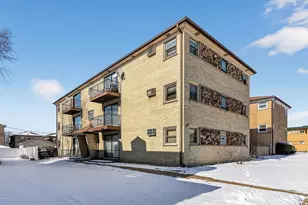 2742 N 73rd Ct, Elmwood Park, IL 60707 - Photo 1