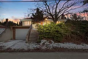 119 S Hill St, Woodstock, IL 60098 - Photo 1