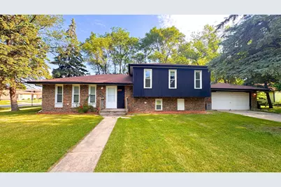 15755 Madison Avenue, Dolton, IL 60419 - Photo 1