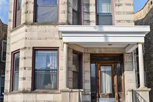 2634 N Sacramento Ave, Chicago, IL 60647 - Photo 1
