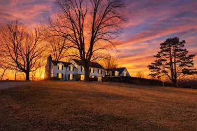 33W591 Hub Road, Wayne, IL 60184 - Photo 1