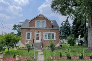 224 Spruce Ave, Bensenville, IL 60106 - Photo 1
