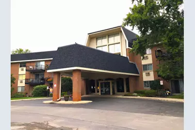 1188 Royal Glen Drive #101W, Glen Ellyn, IL 60137 - Photo 1