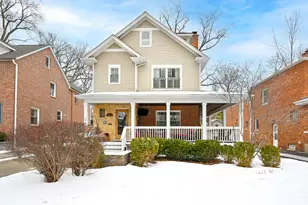 563 Taylor Ave, Glen Ellyn, IL 60137 - Photo 1