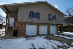 13 Marywood Ln, Bolingbrook, IL 60440 - Photo 1