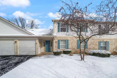 1281 N Red Oak Circle #3, Round Lake Beach, IL 60073 - Photo 1