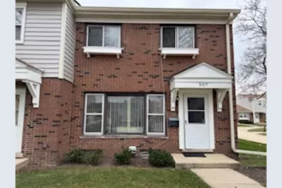 507 Washington Square #19, Wood Dale, IL 60191 - Photo 1
