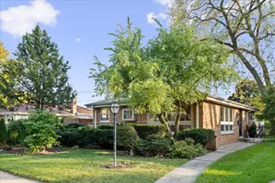 4443 Church St, Skokie, IL 60076 - Photo 1