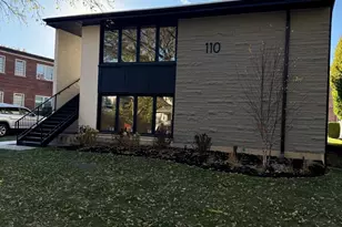 110 N Willow Rd, Elmhurst, IL 60126 - Photo 1