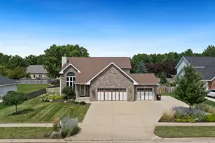 1850 Indian Springs Ct, Freeport, IL 61032 - Photo 1