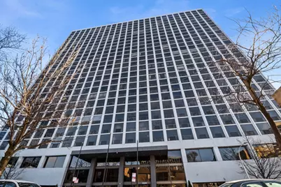 4343 N Clarendon Avenue #2401, Chicago, IL 60613 - Photo 1