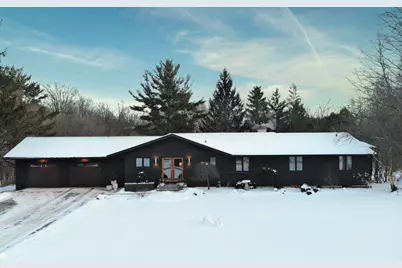 6811 W Gate Road, Roscoe, IL 61073 - Photo 1