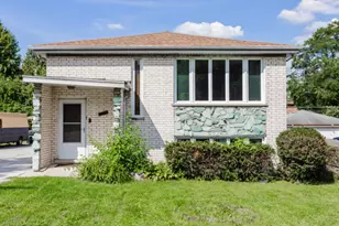 7840 Cronin Ave, Justice, IL 60458 - Photo 1