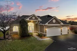 675 White Pine Cir, Lake in the Hills, IL 60156 - Photo 1