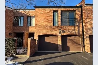 19W244 Governors Trail, Oak Brook, IL 60523 - Photo 1