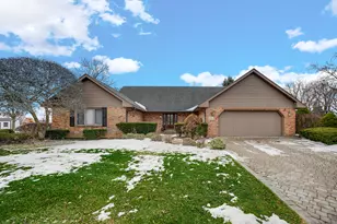 376 Nevada a Ct, Frankfort, IL 60423 - Photo 1