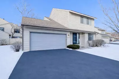 1527 Kirkwood Drive #1527, Geneva, IL 60134 - Photo 1