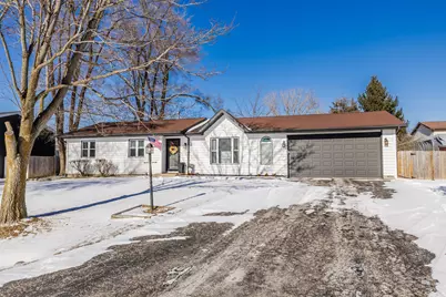 610 W Wegner Road, McHenry, IL 60051 - Photo 1